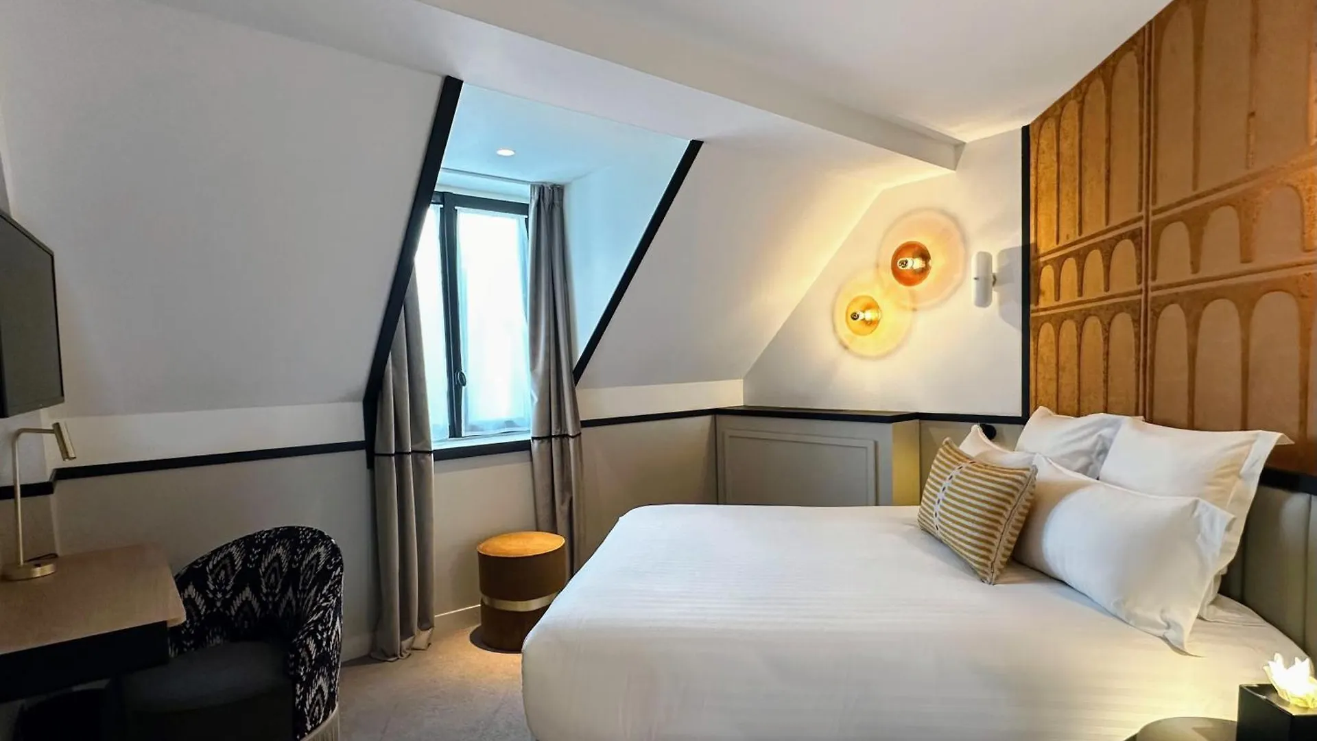 Hotel Grand Coeur Latin Париж Франция