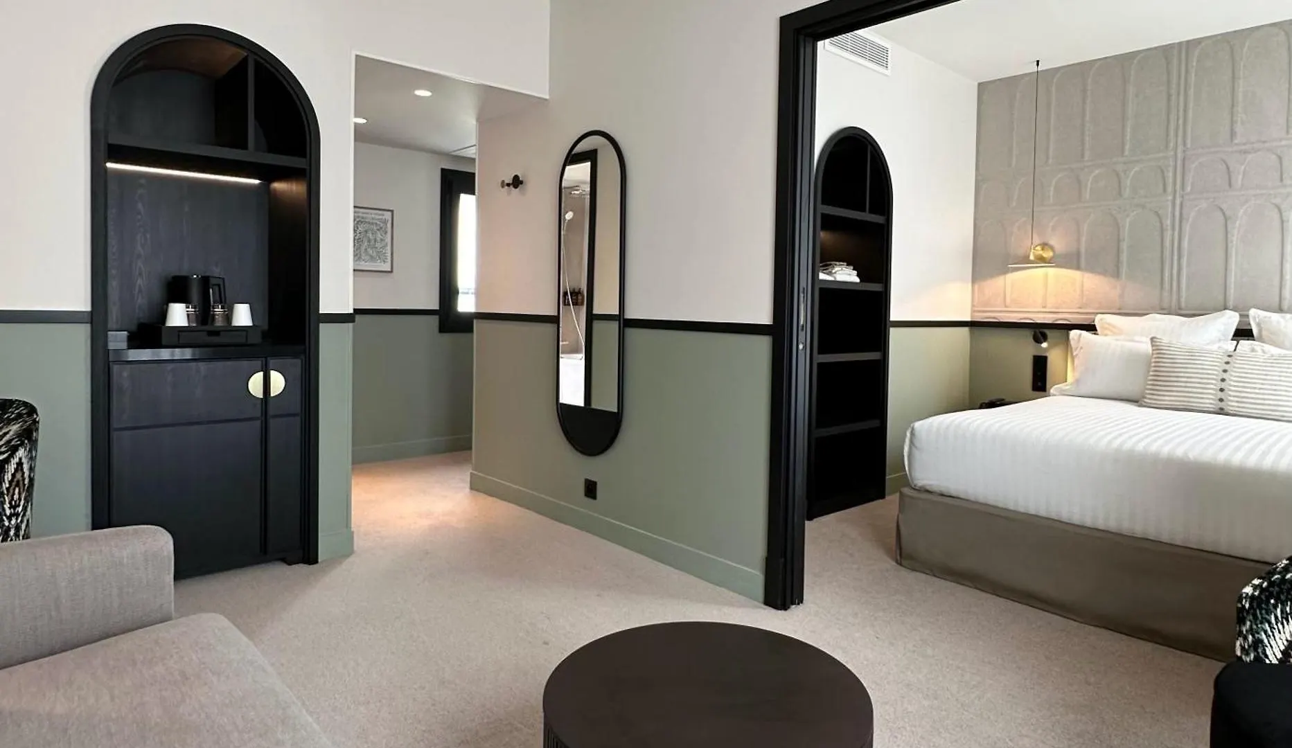 Hotel Grand Coeur Latin Parigi