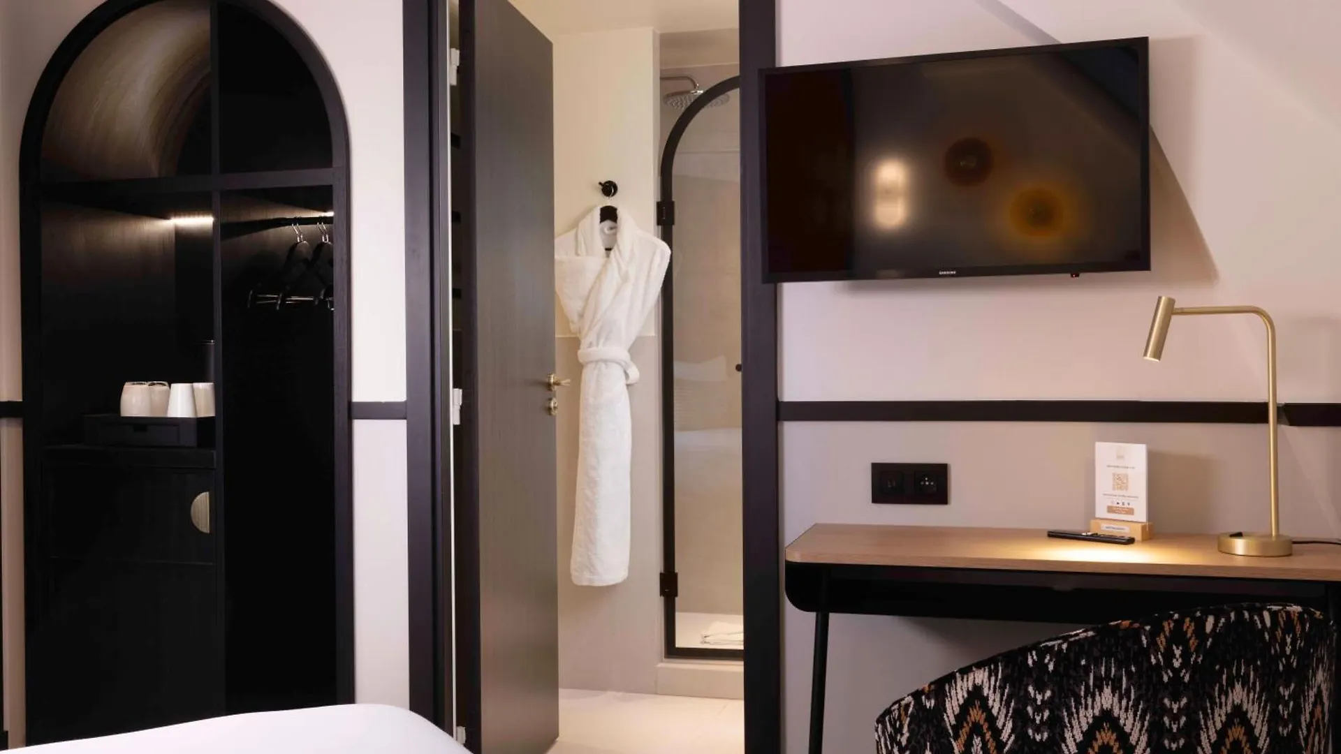 Hotel Grand Coeur Latin Parigi